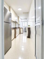 Blk 384 Bukit Batok West Avenue 5 (Bukit Batok), HDB 4 Rooms #638065971